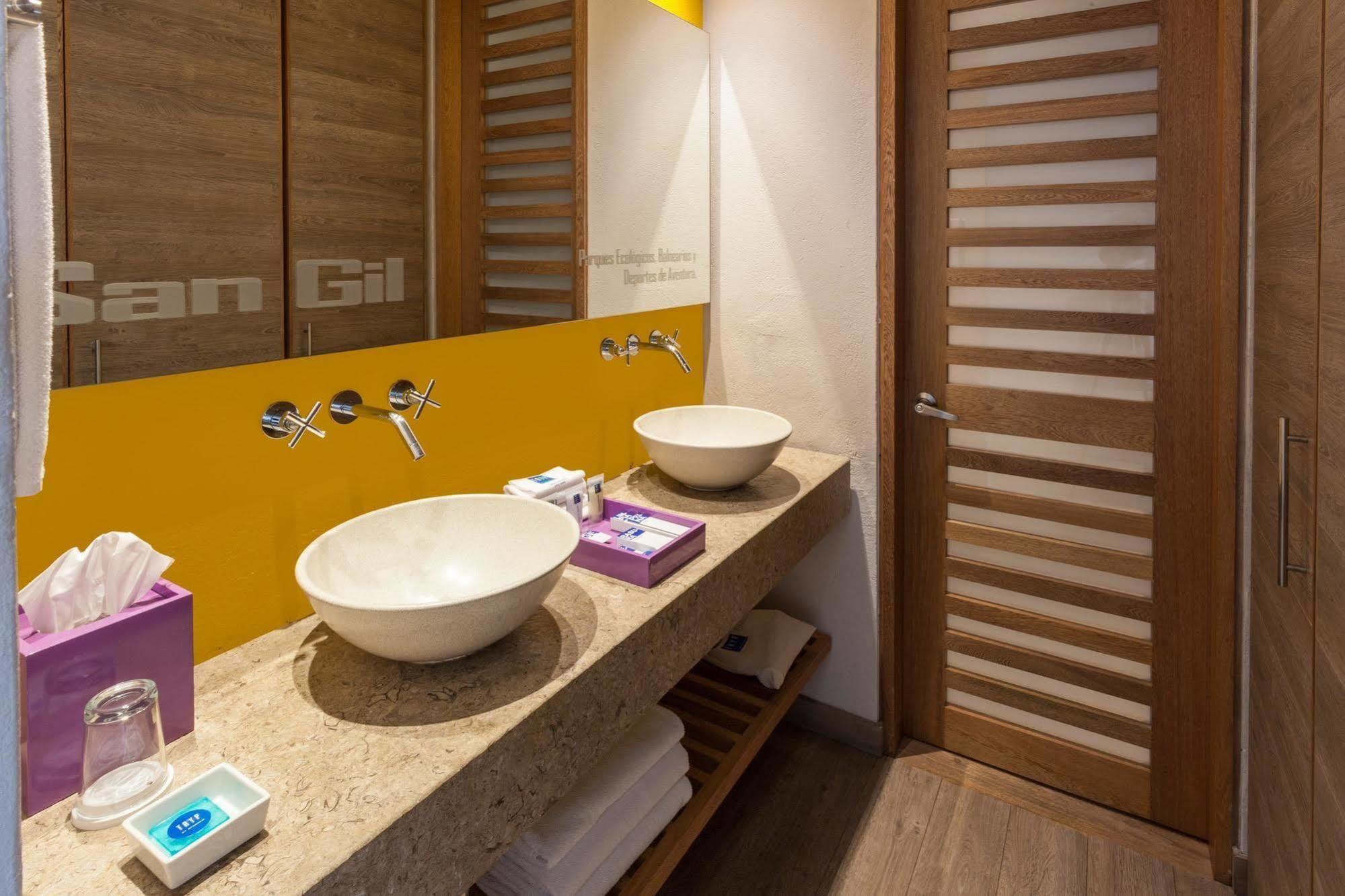 Hotel Bari Букараманга Екстериор снимка