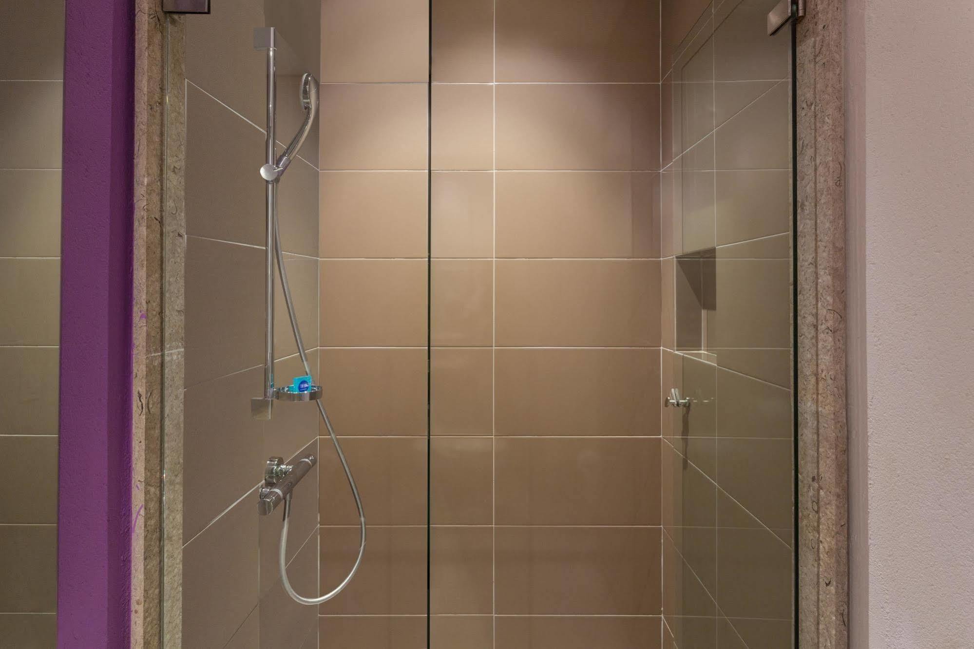 Hotel Bari Букараманга Екстериор снимка